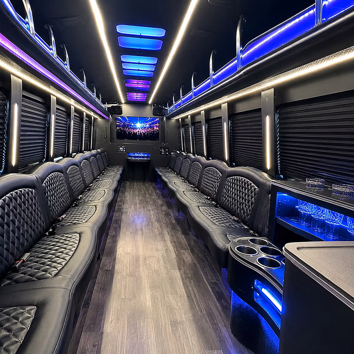 Anaheim Birthday, Sweet 16, & Quinceañera Transportation onboard seating